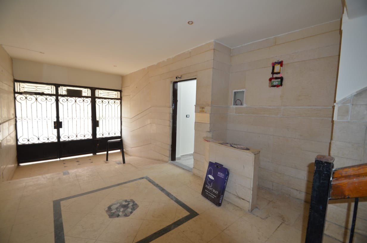  بيع عقارات ومبانى