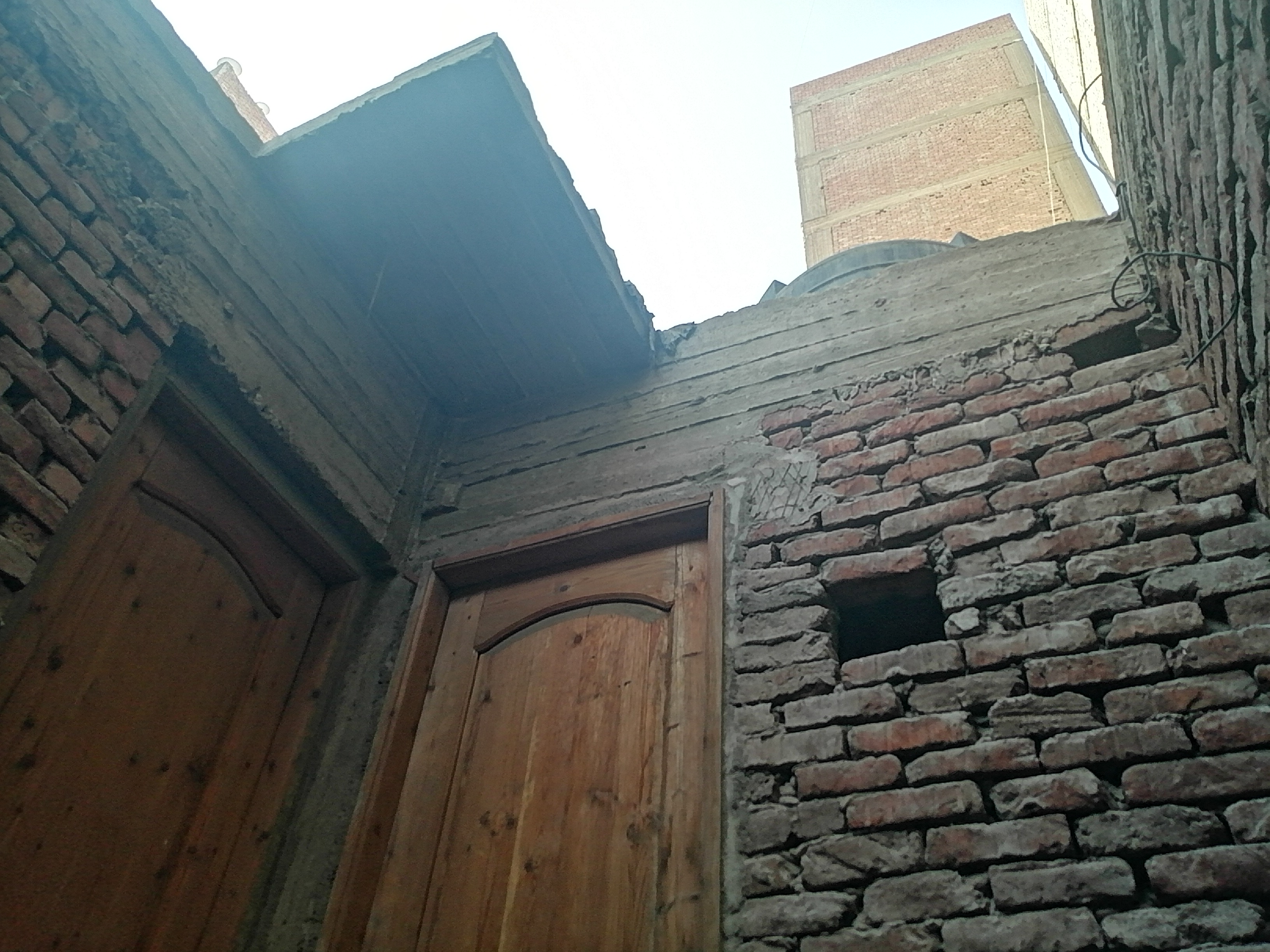  بيع عقارات ومبانى