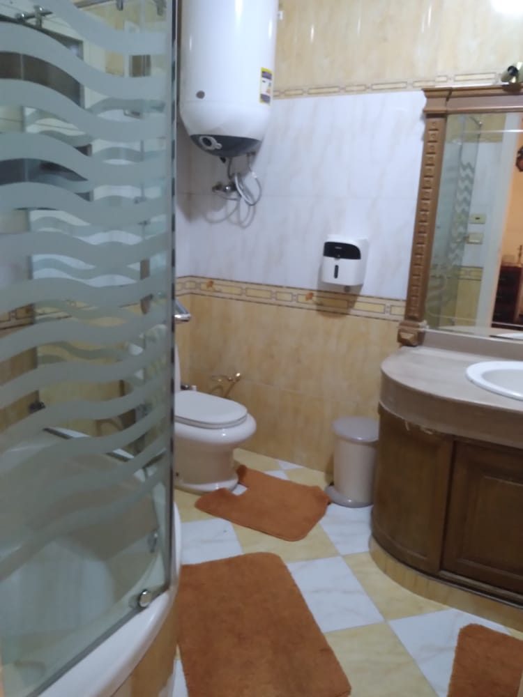  بيع عقارات ومبانى