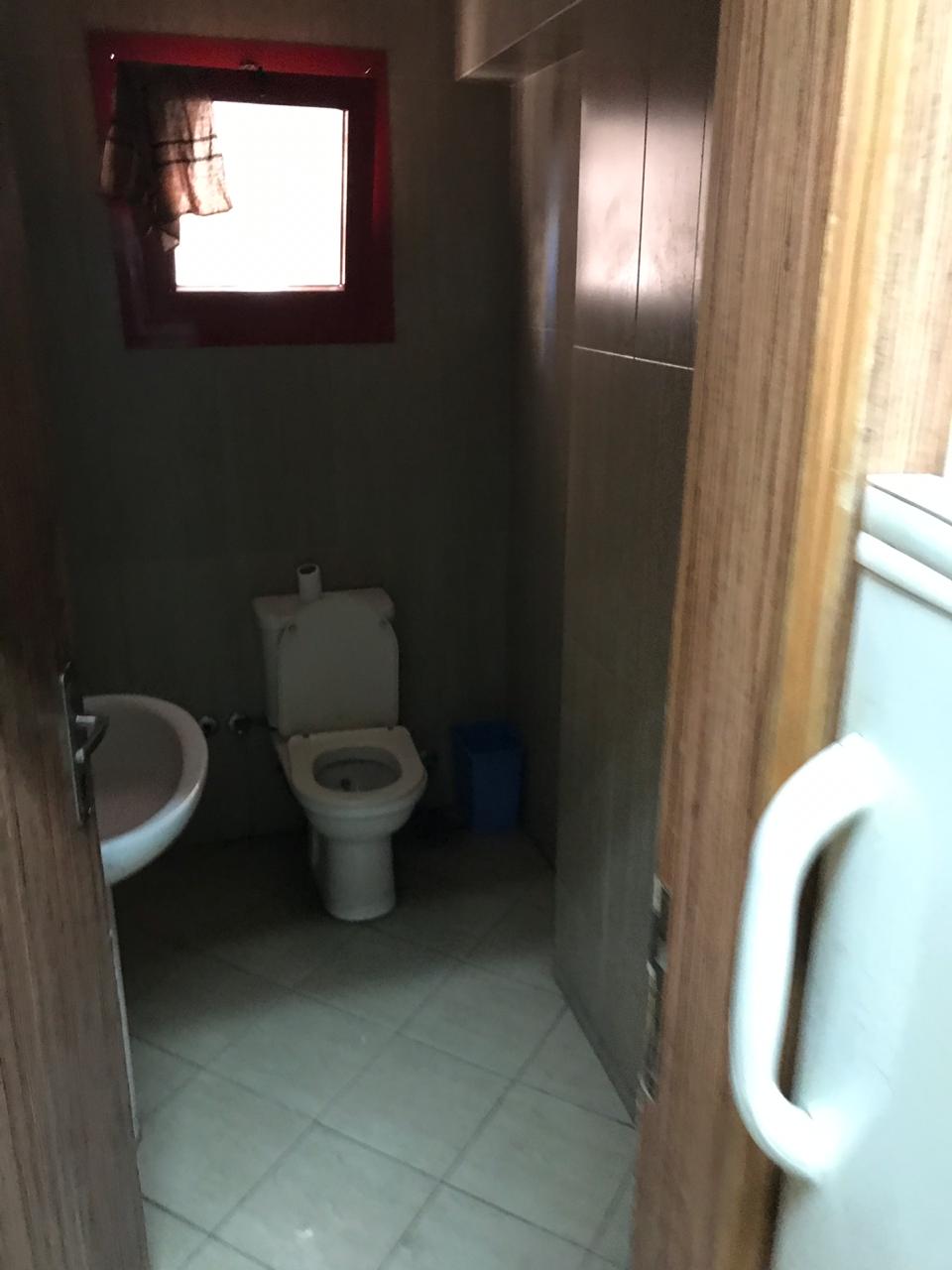  بيع عقارات ومبانى