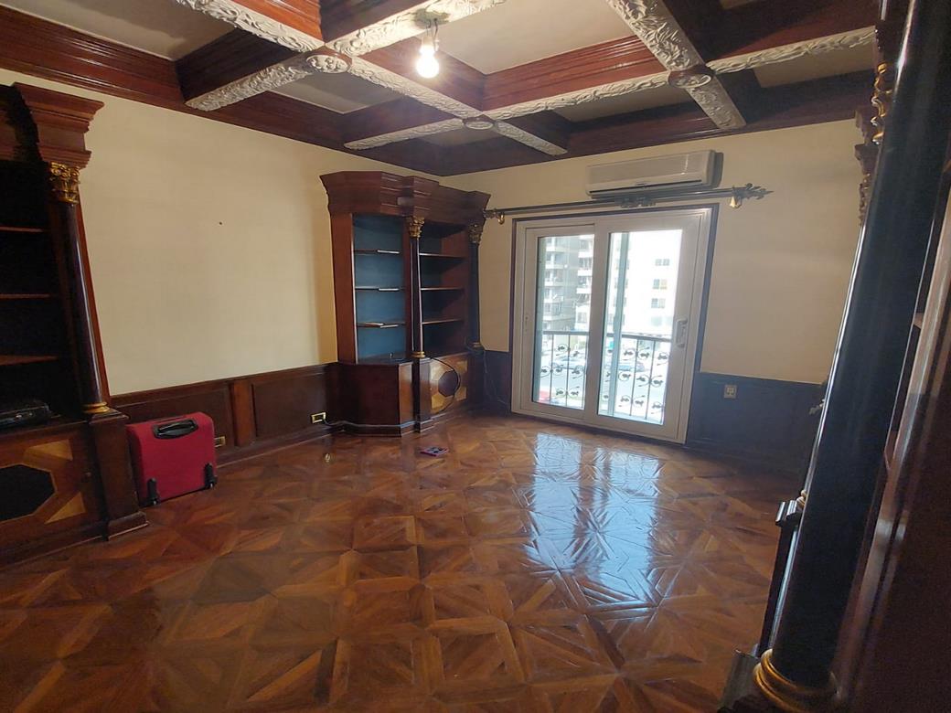  بيع عقارات ومبانى