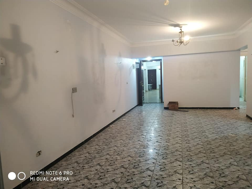  بيع عقارات ومبانى