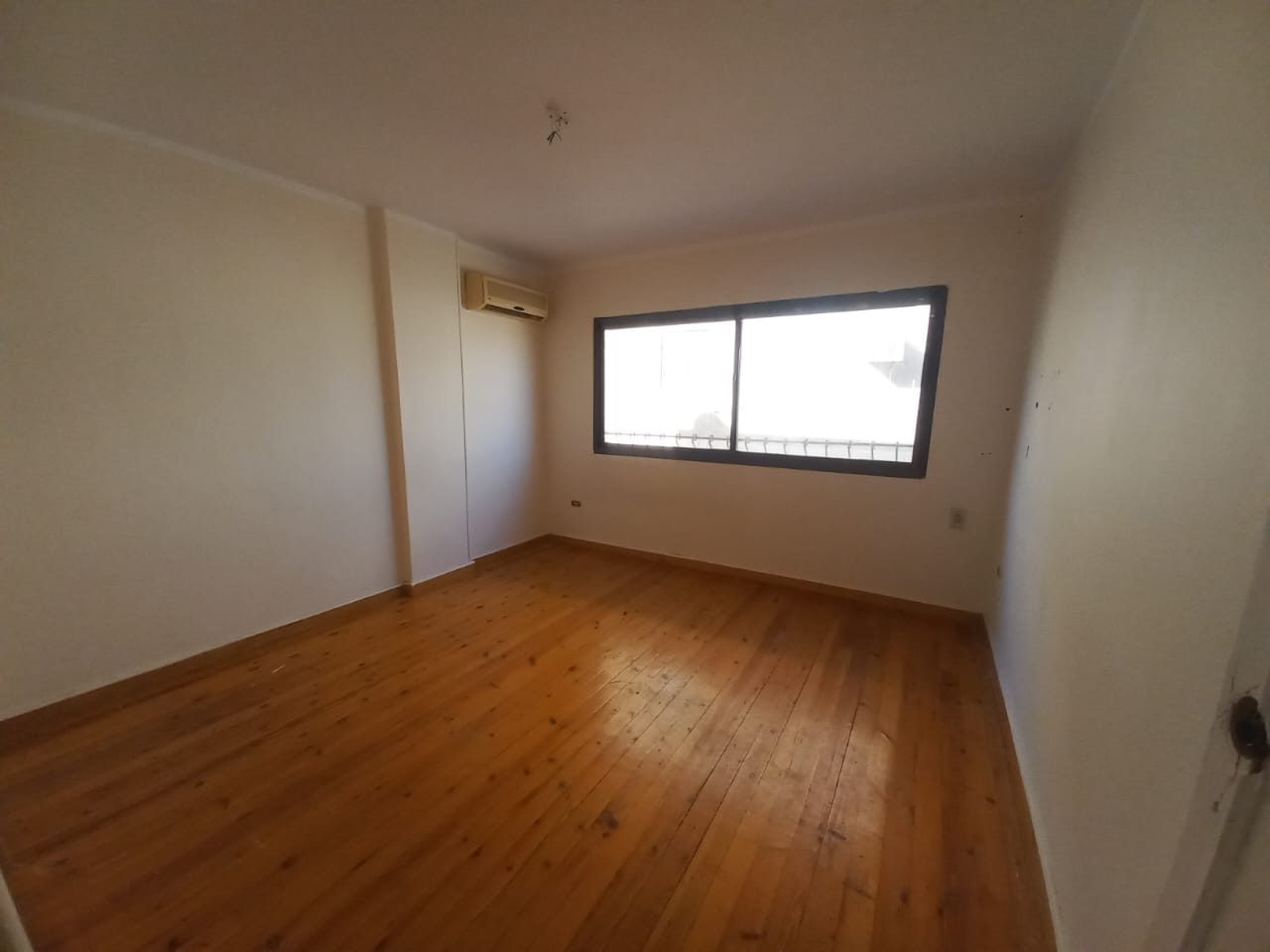  بيع عقارات ومبانى