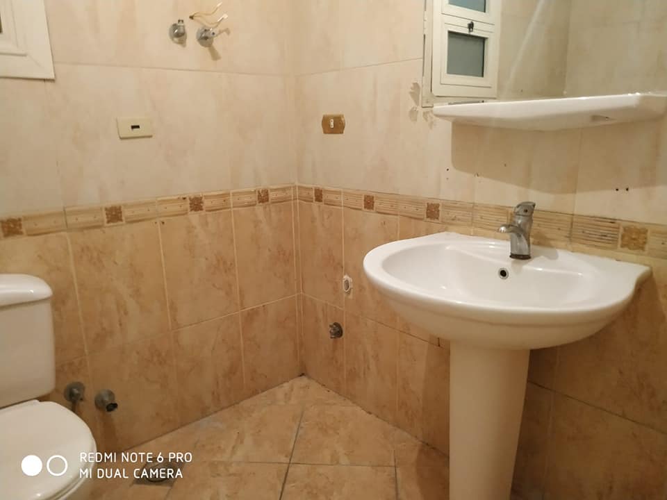  بيع عقارات ومبانى