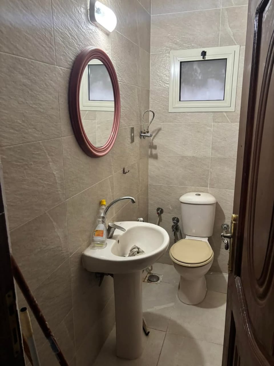  بيع عقارات ومبانى