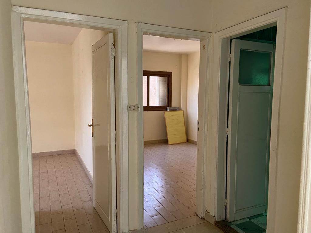  بيع عقارات ومبانى