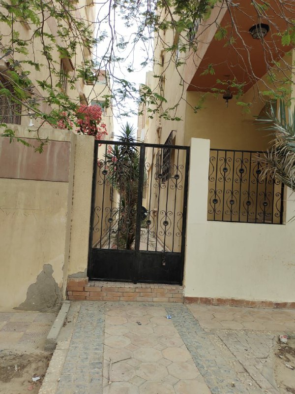  بيع عقارات ومبانى