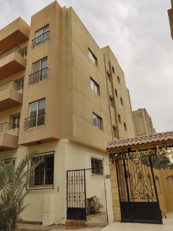  بيع عقارات ومبانى