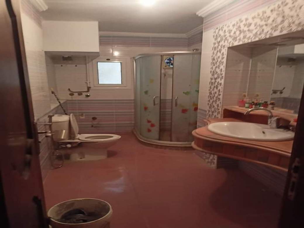  بيع عقارات ومبانى