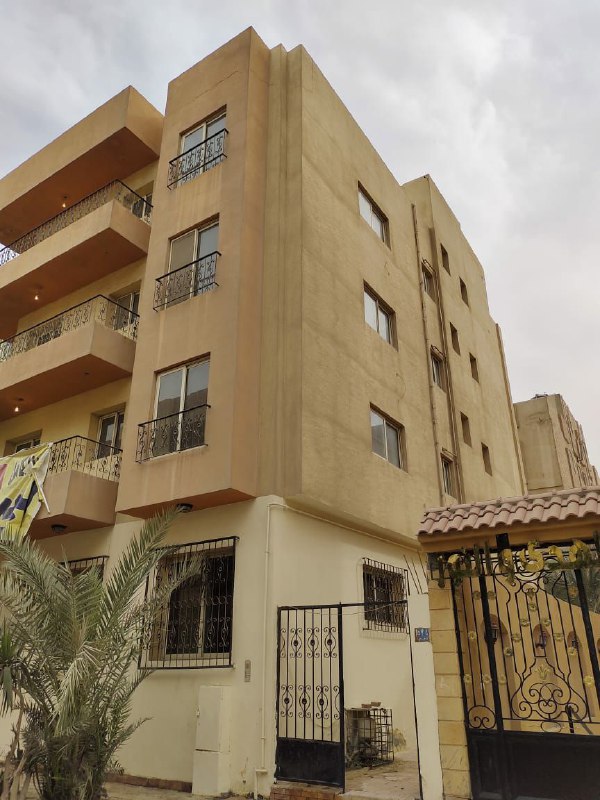  بيع عقارات ومبانى