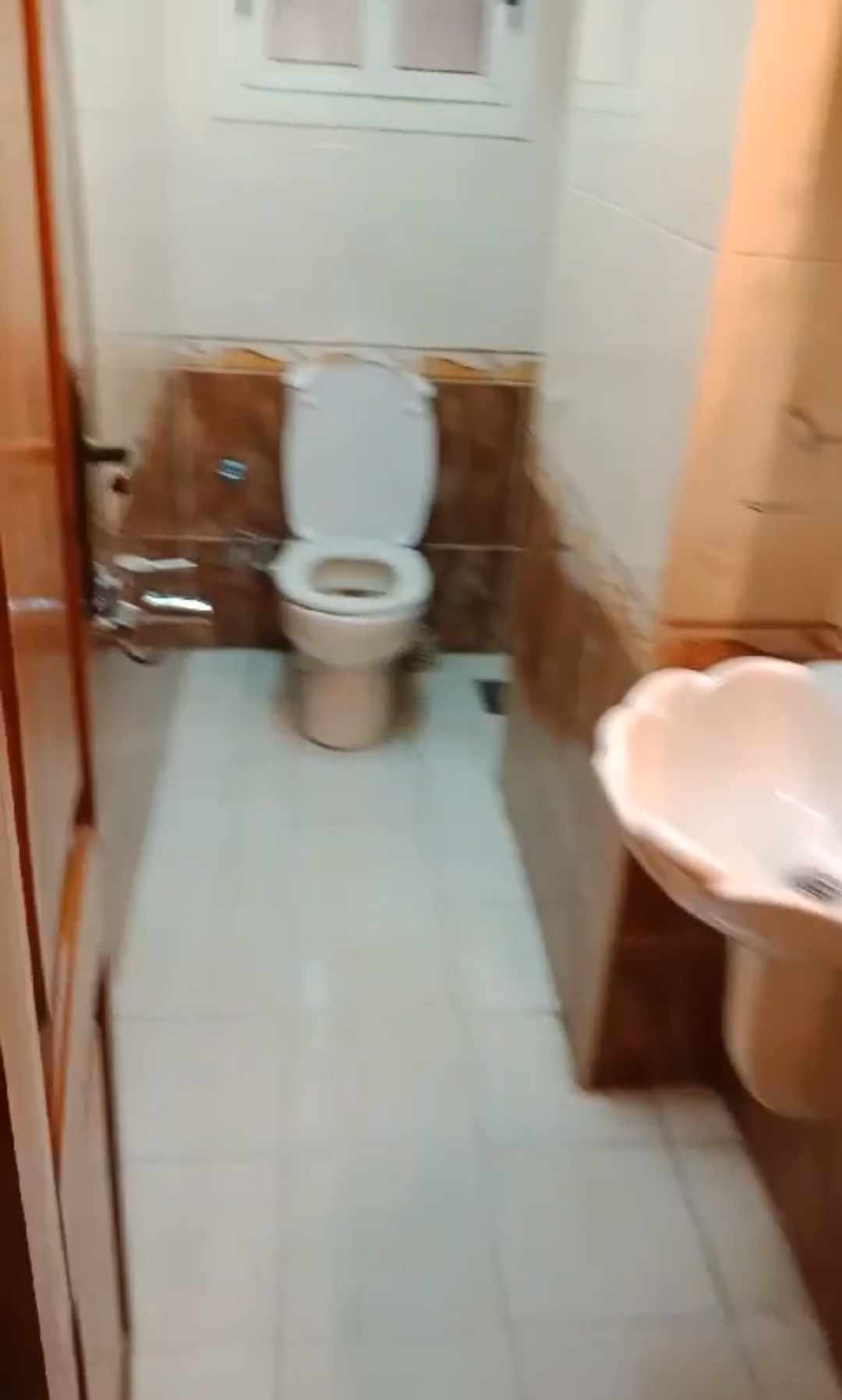  بيع عقارات ومبانى