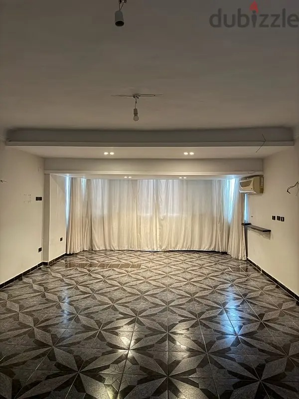  بيع عقارات ومبانى