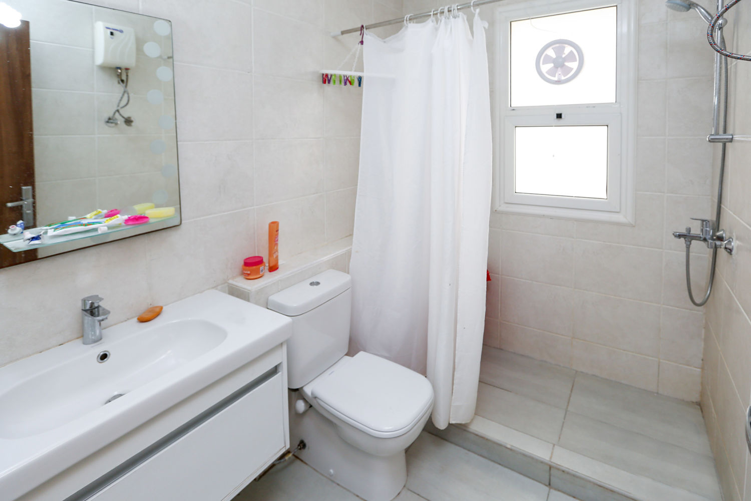  بيع عقارات ومبانى