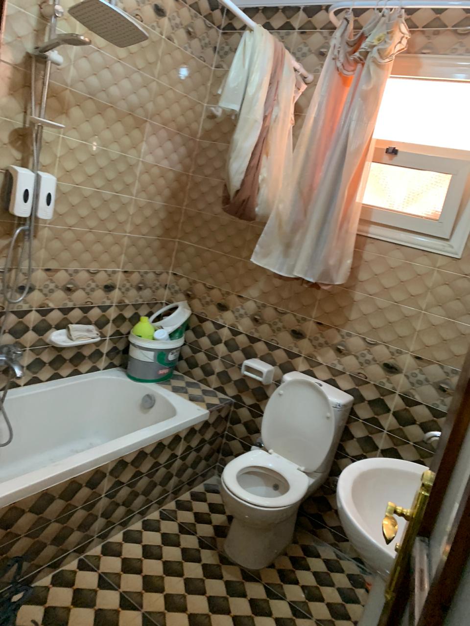  بيع عقارات ومبانى