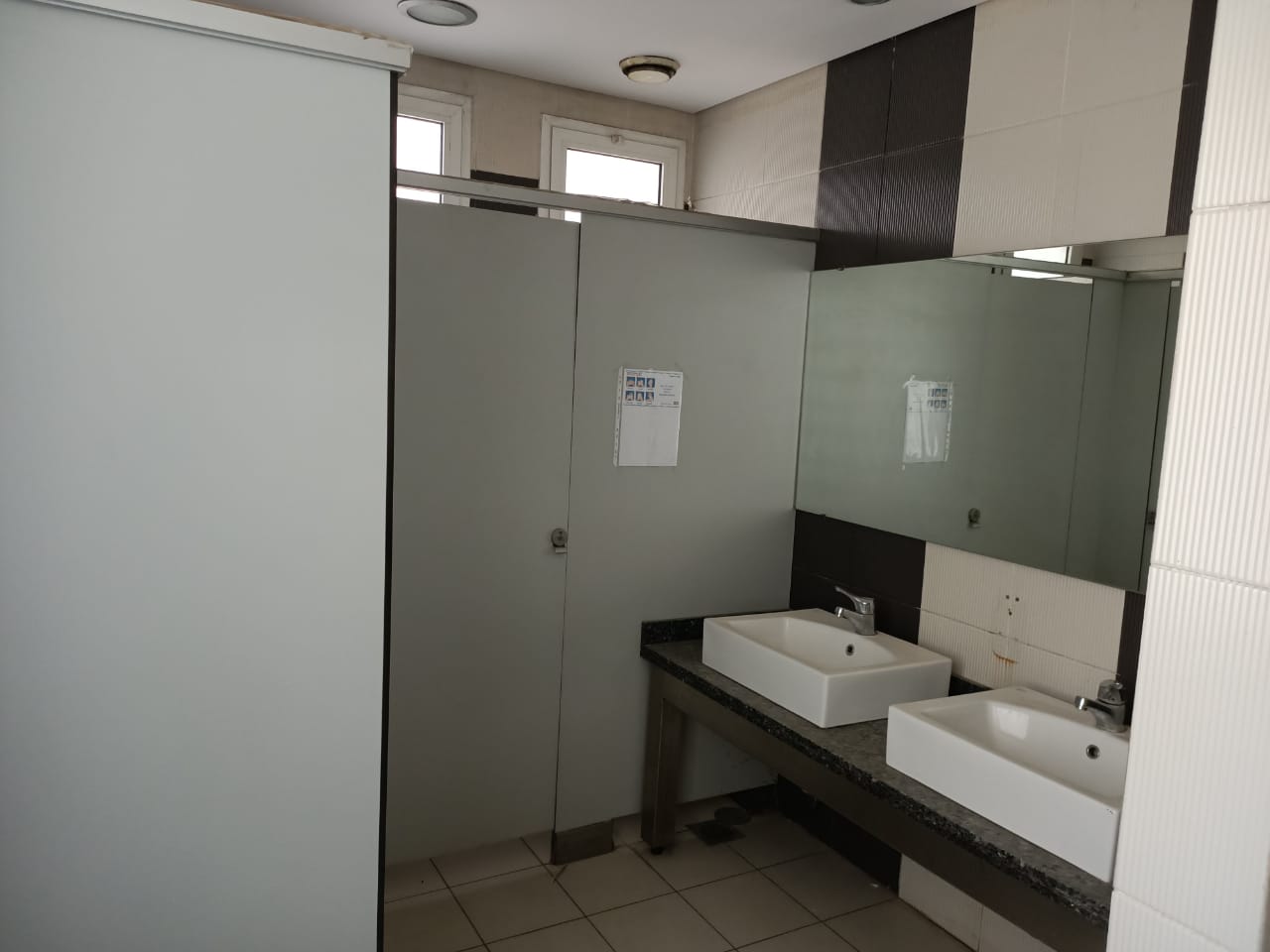  بيع عقارات ومبانى