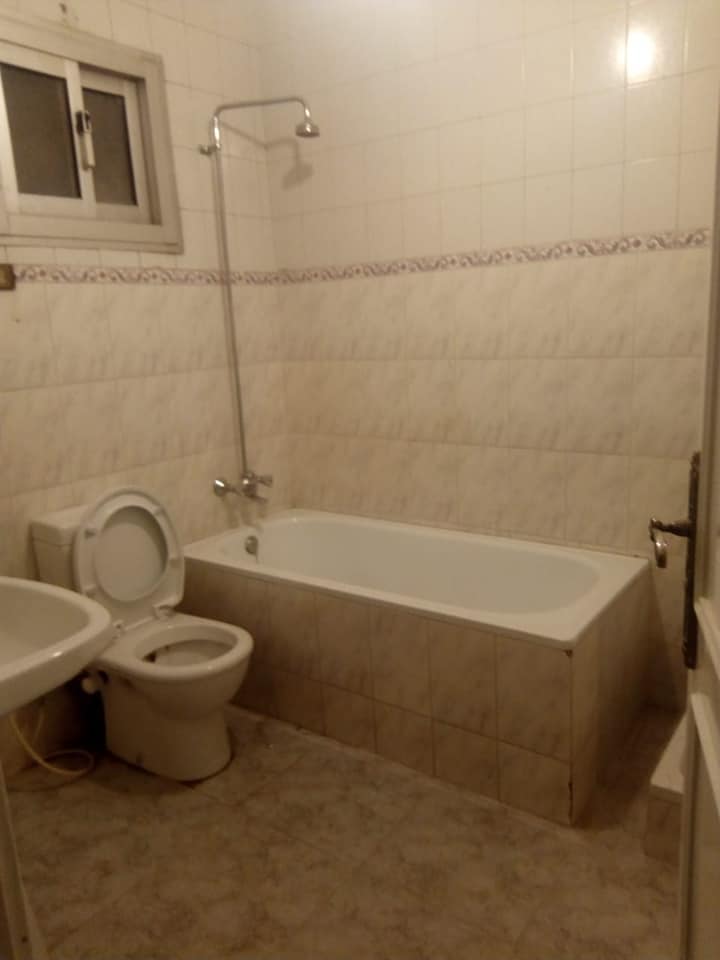  بيع عقارات ومبانى