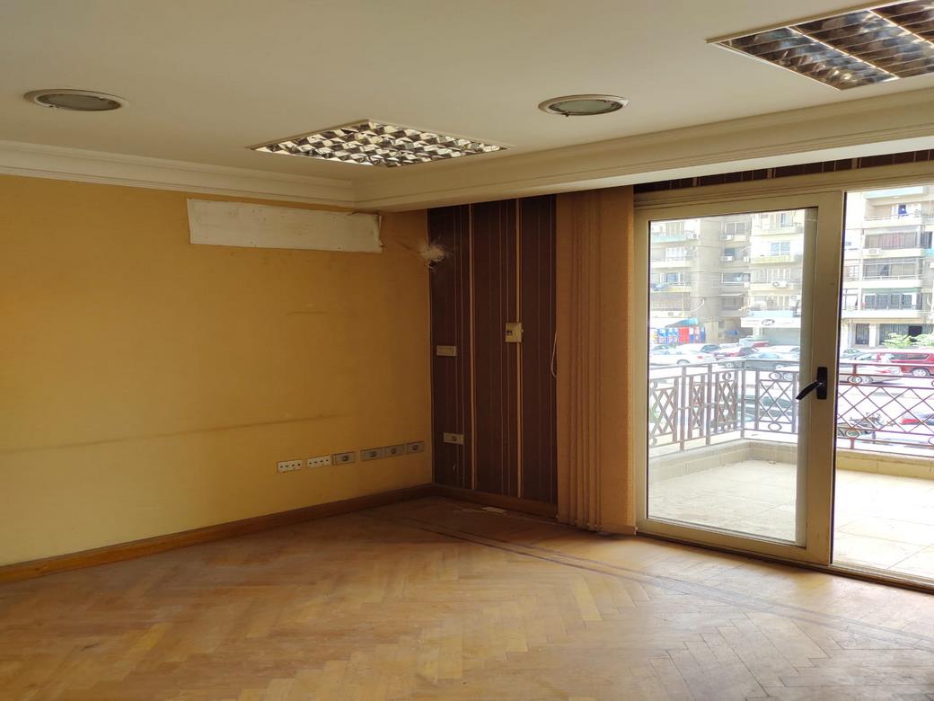  بيع عقارات ومبانى