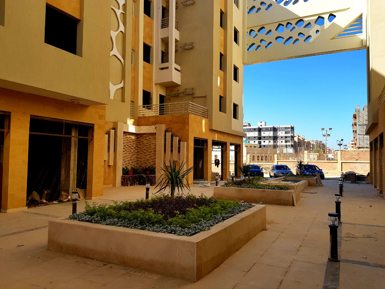  بيع عقارات ومبانى