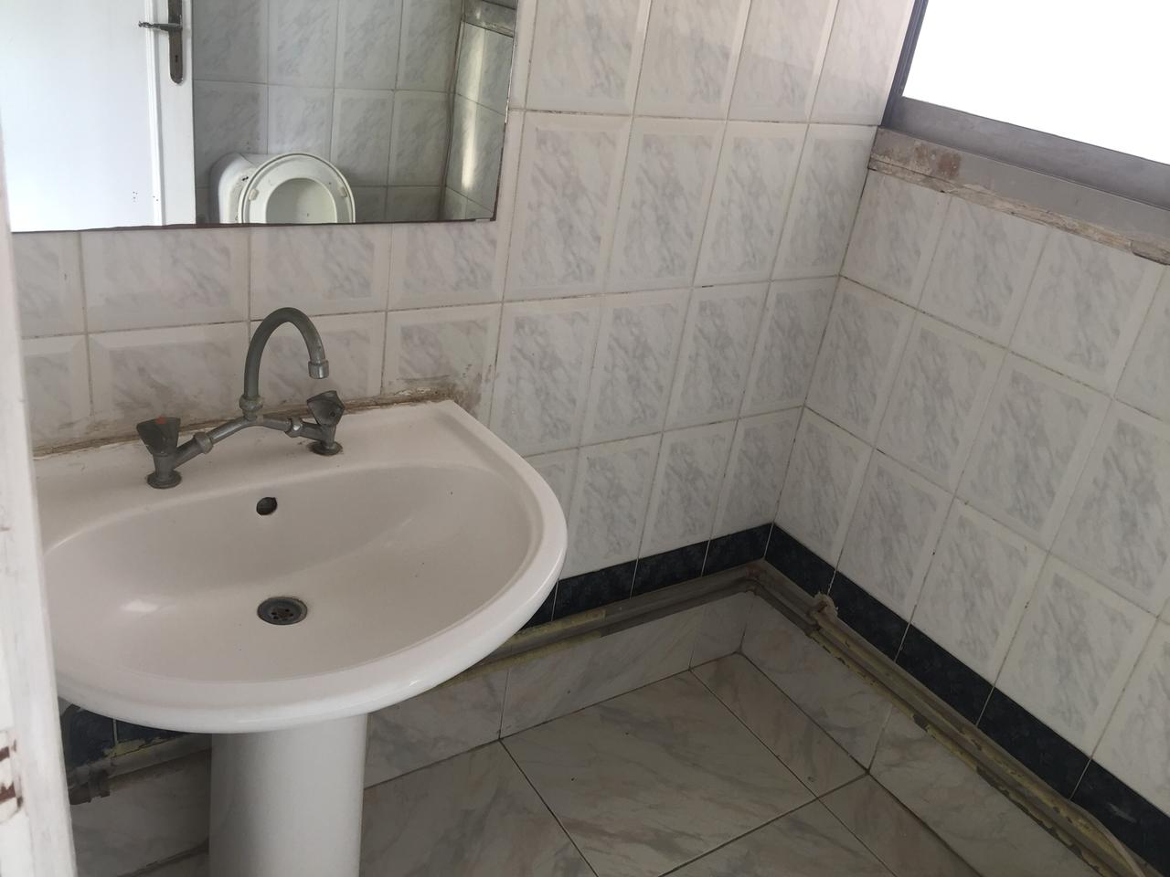  بيع عقارات ومبانى