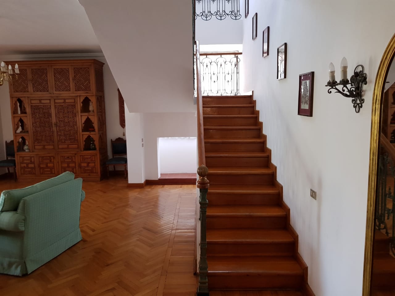  بيع عقارات ومبانى