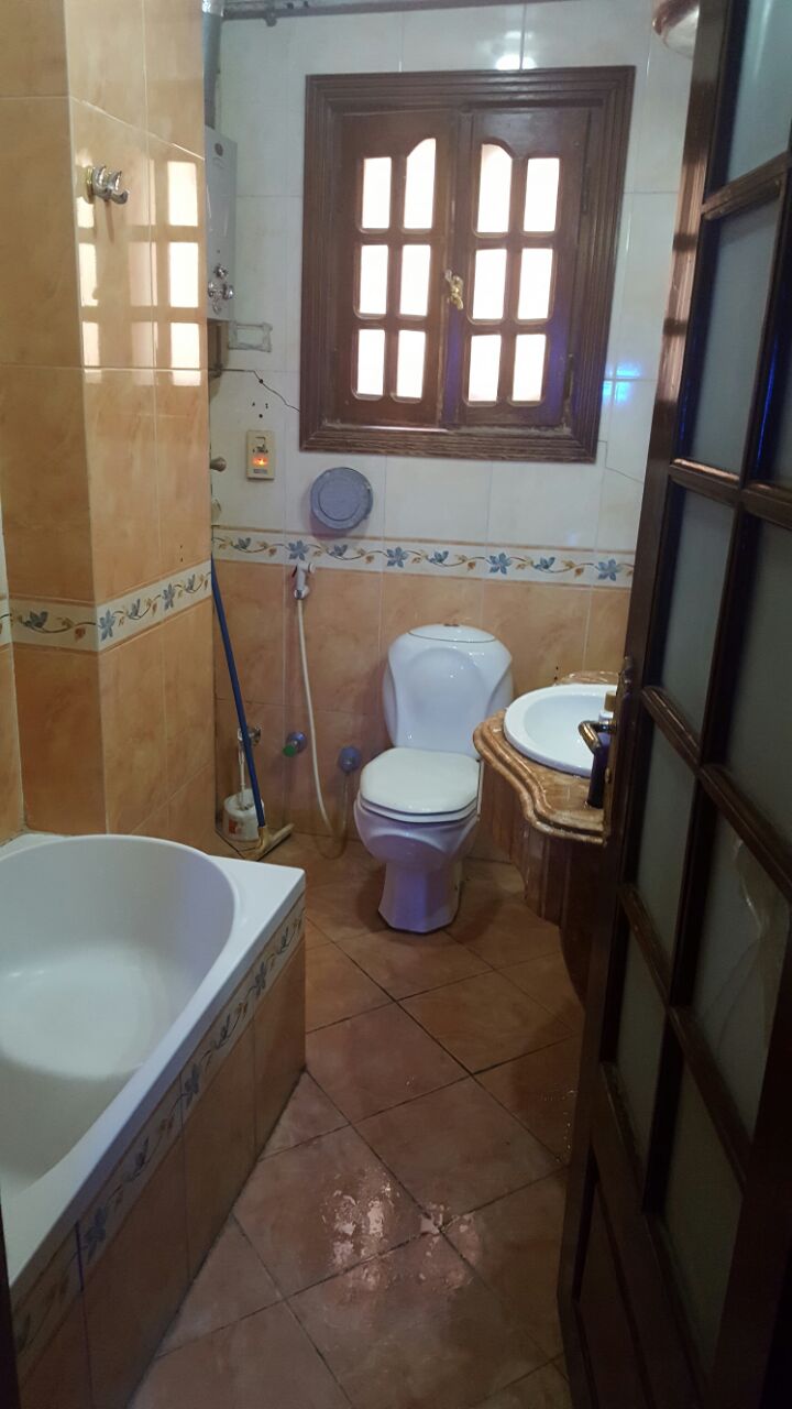  بيع عقارات ومبانى