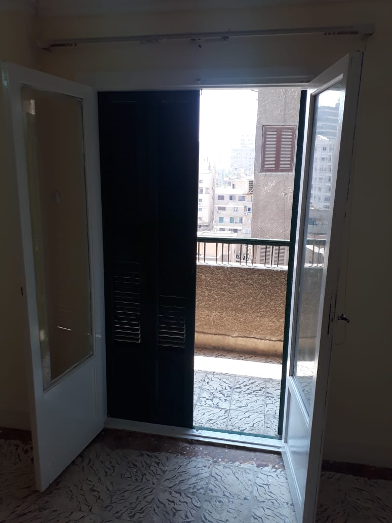  بيع عقارات ومبانى