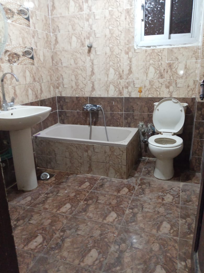  بيع عقارات ومبانى