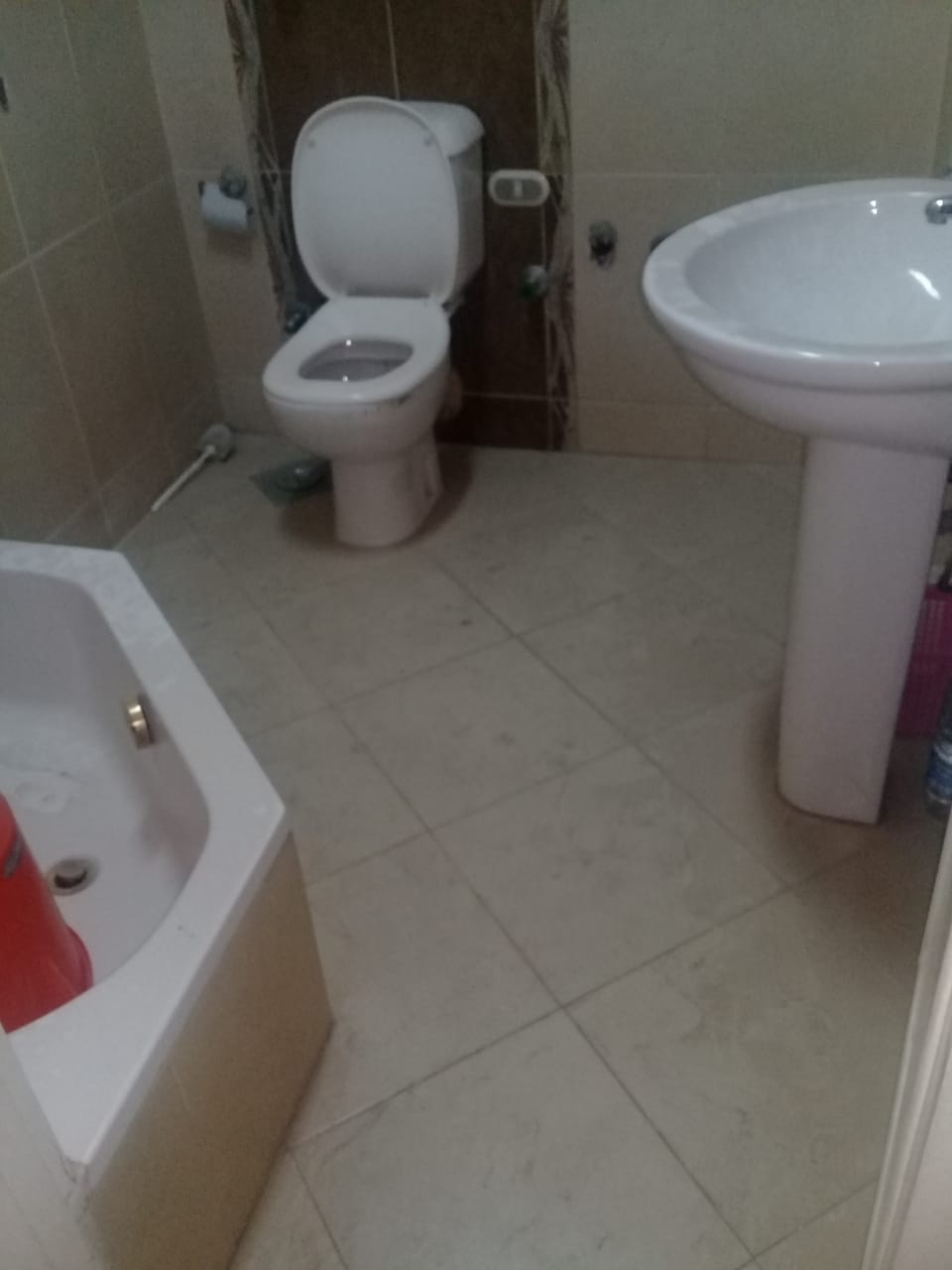  بيع عقارات ومبانى