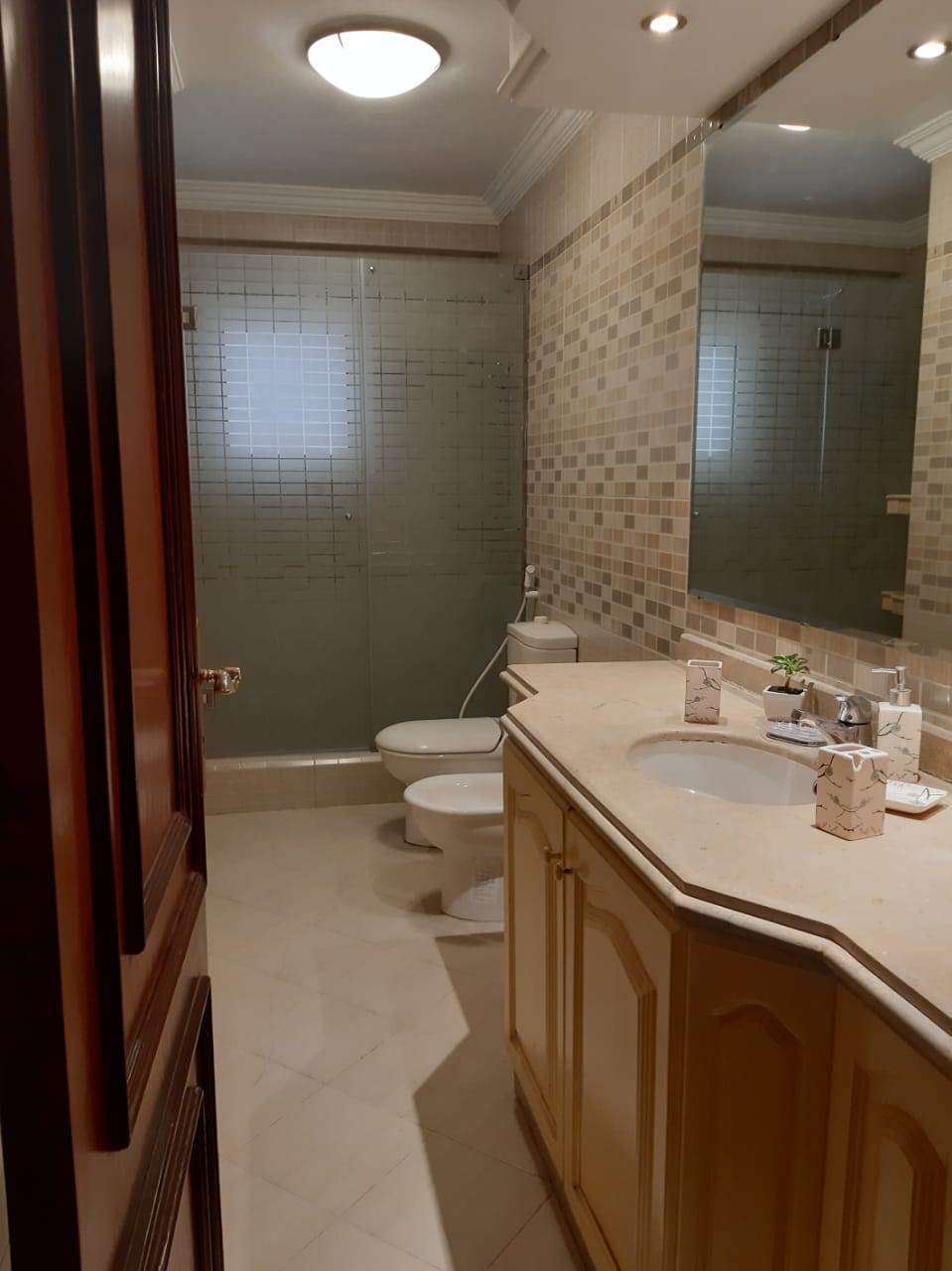  بيع عقارات ومبانى