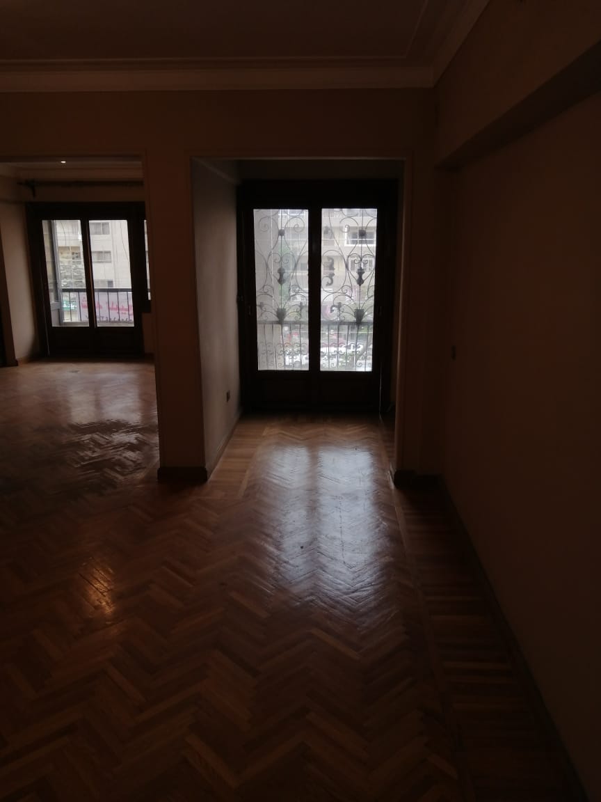  بيع عقارات ومبانى