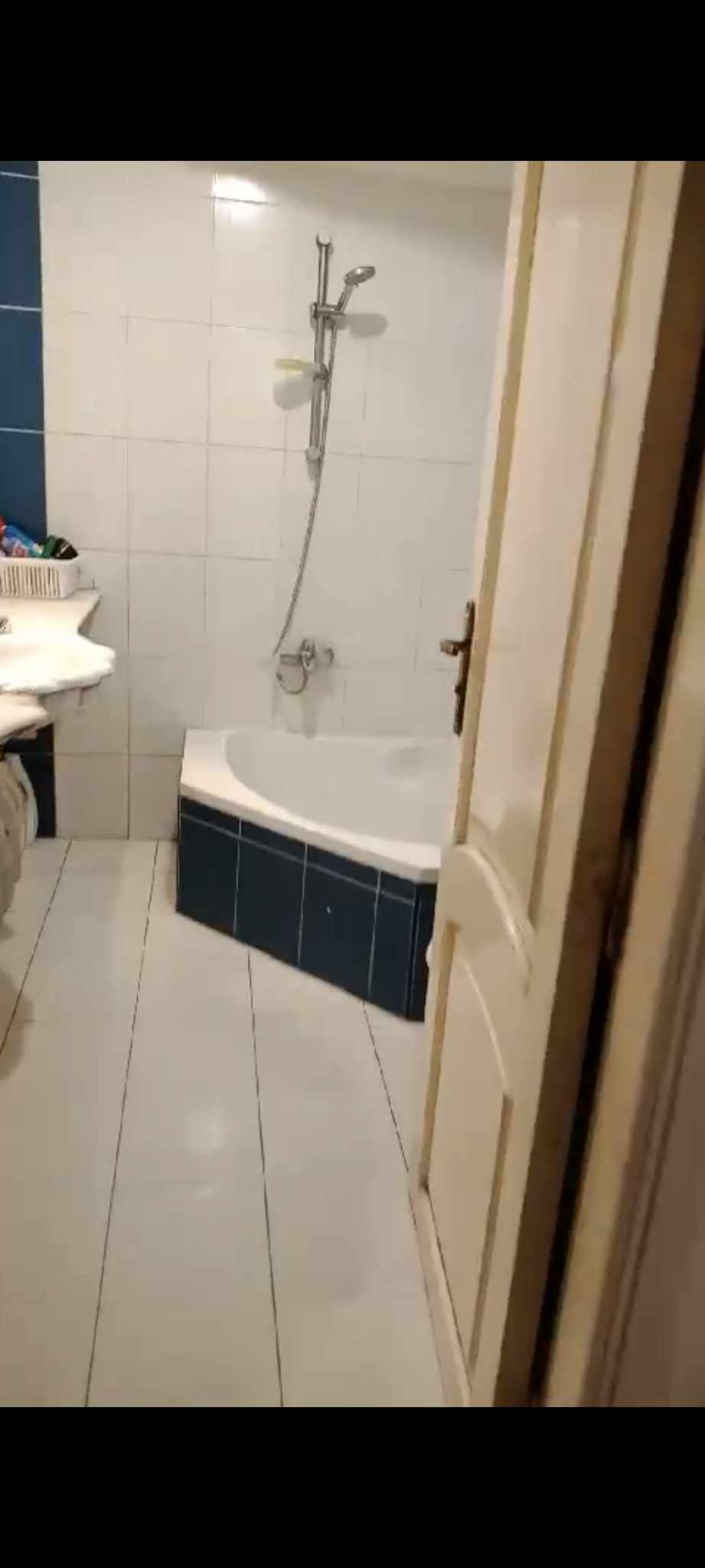  بيع عقارات ومبانى