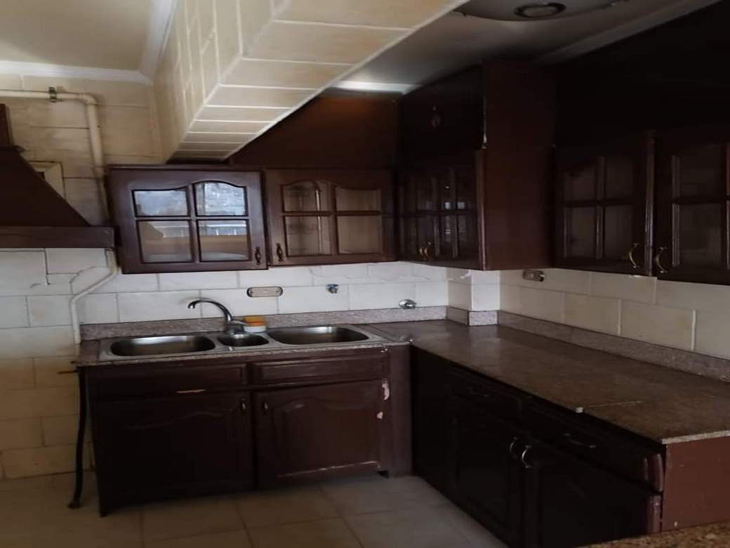  بيع عقارات ومبانى