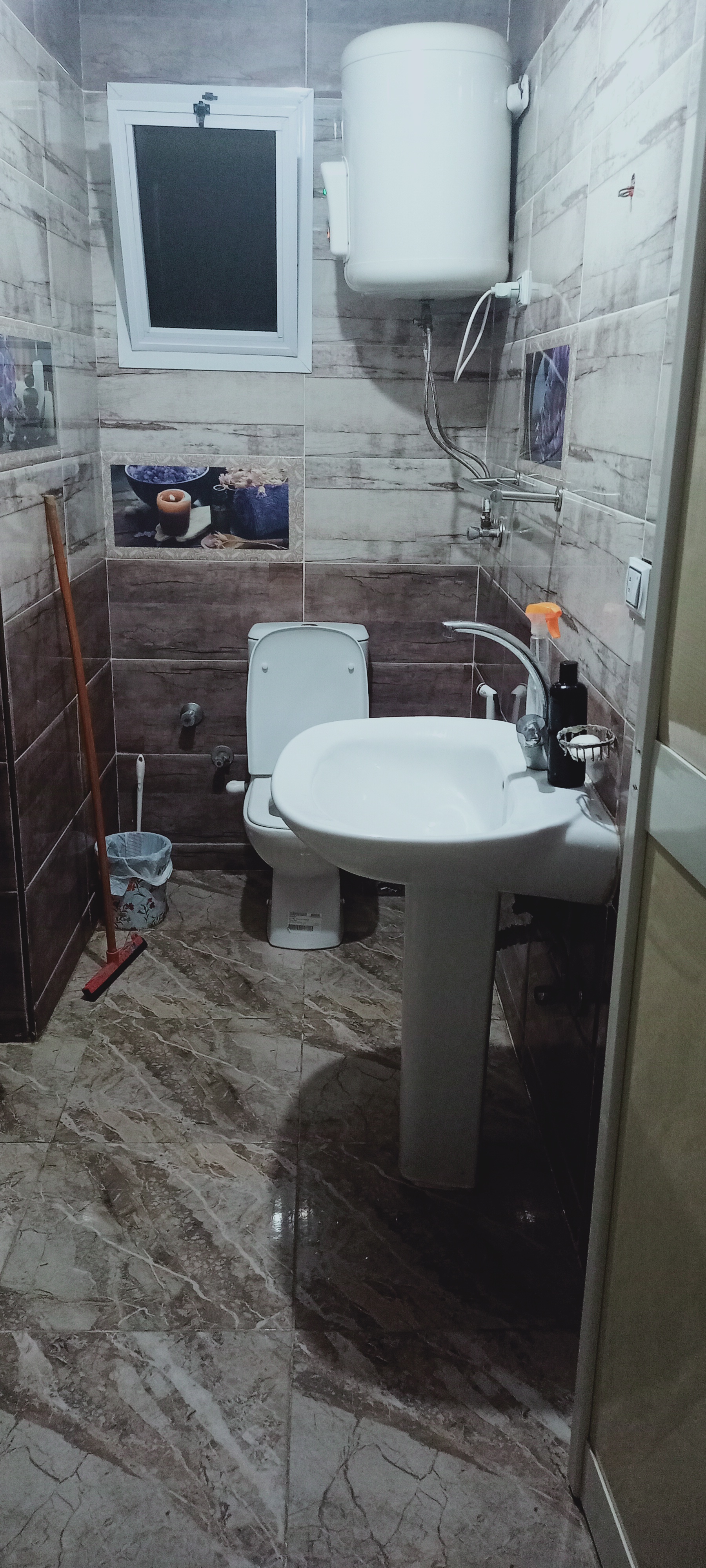  بيع عقارات ومبانى