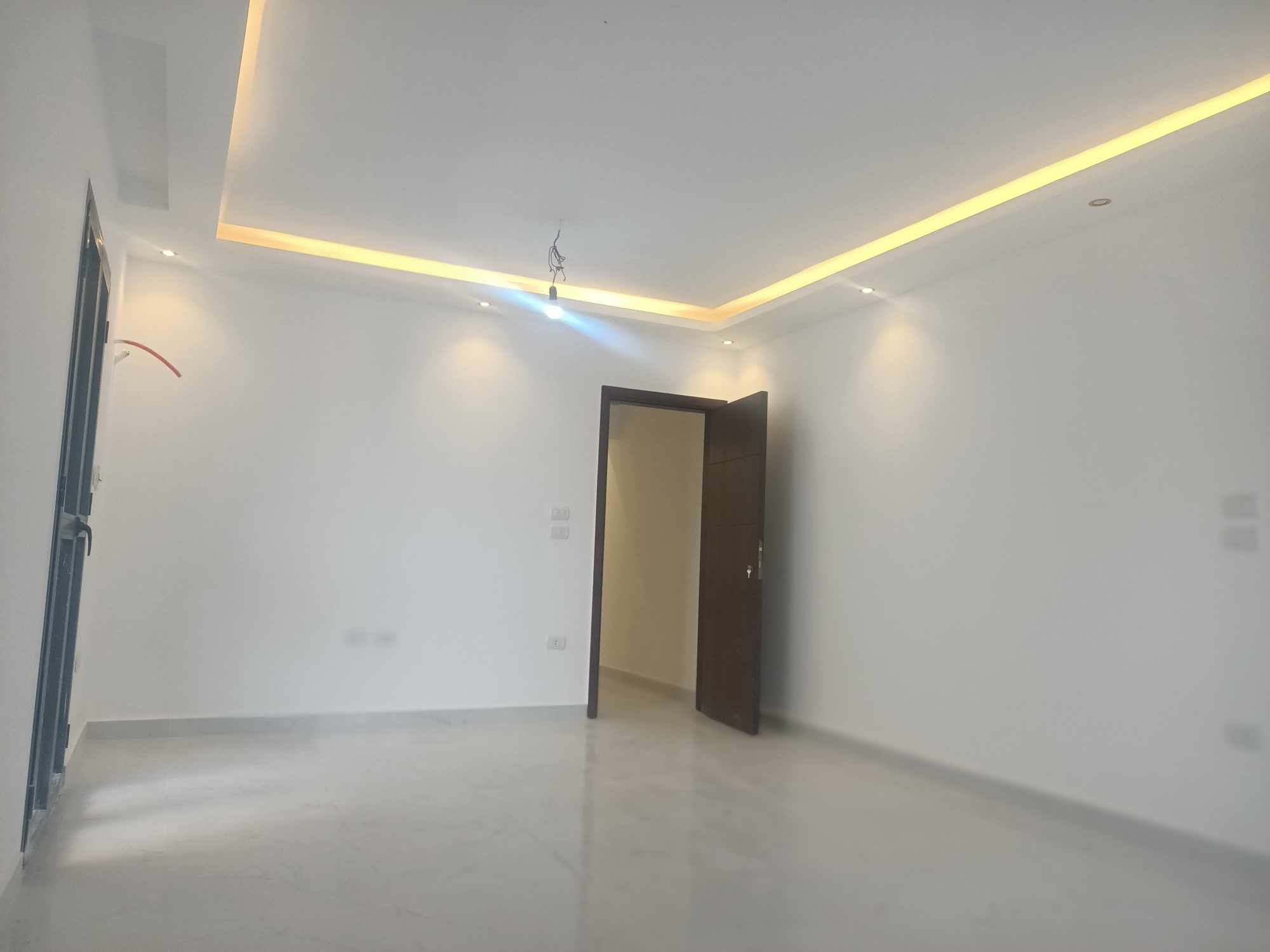  بيع عقارات ومبانى