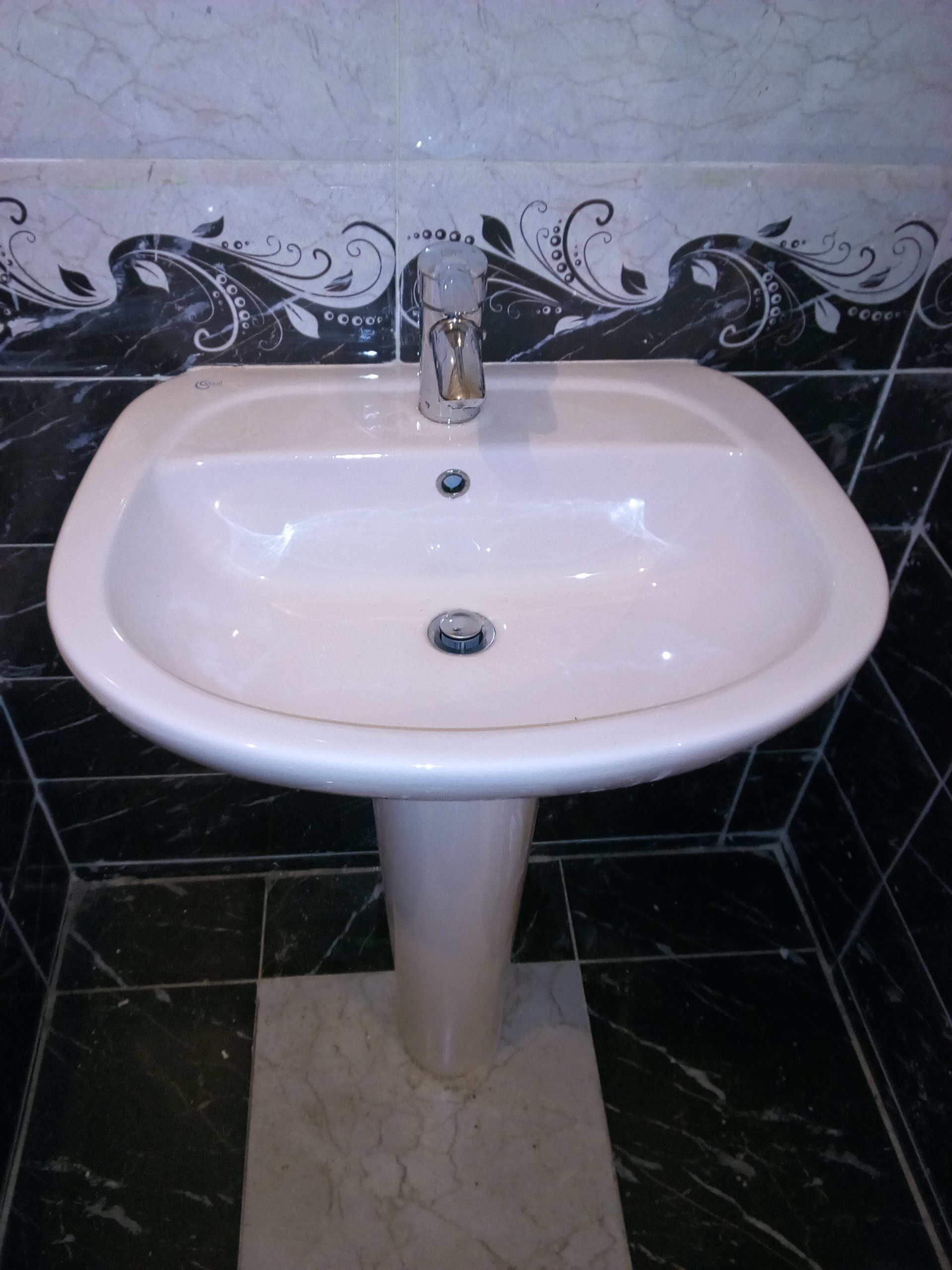  بيع عقارات ومبانى