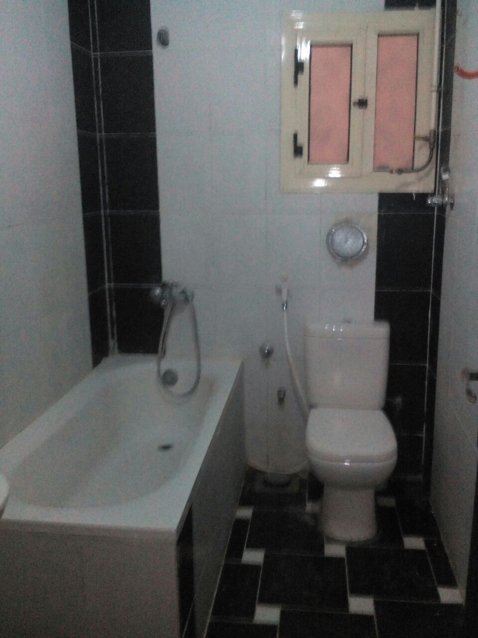  بيع عقارات ومبانى