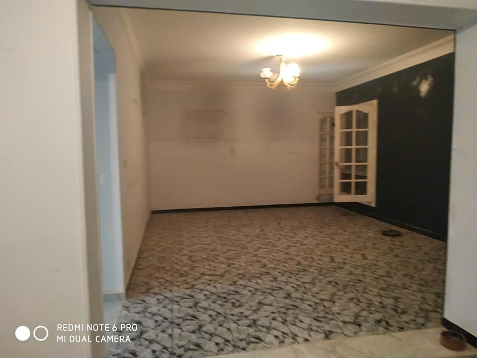  بيع عقارات ومبانى