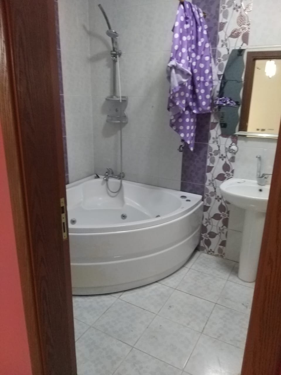  بيع عقارات ومبانى