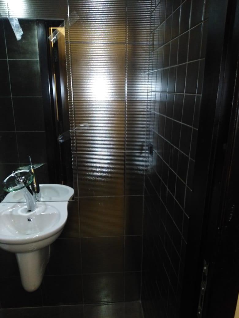  بيع عقارات ومبانى