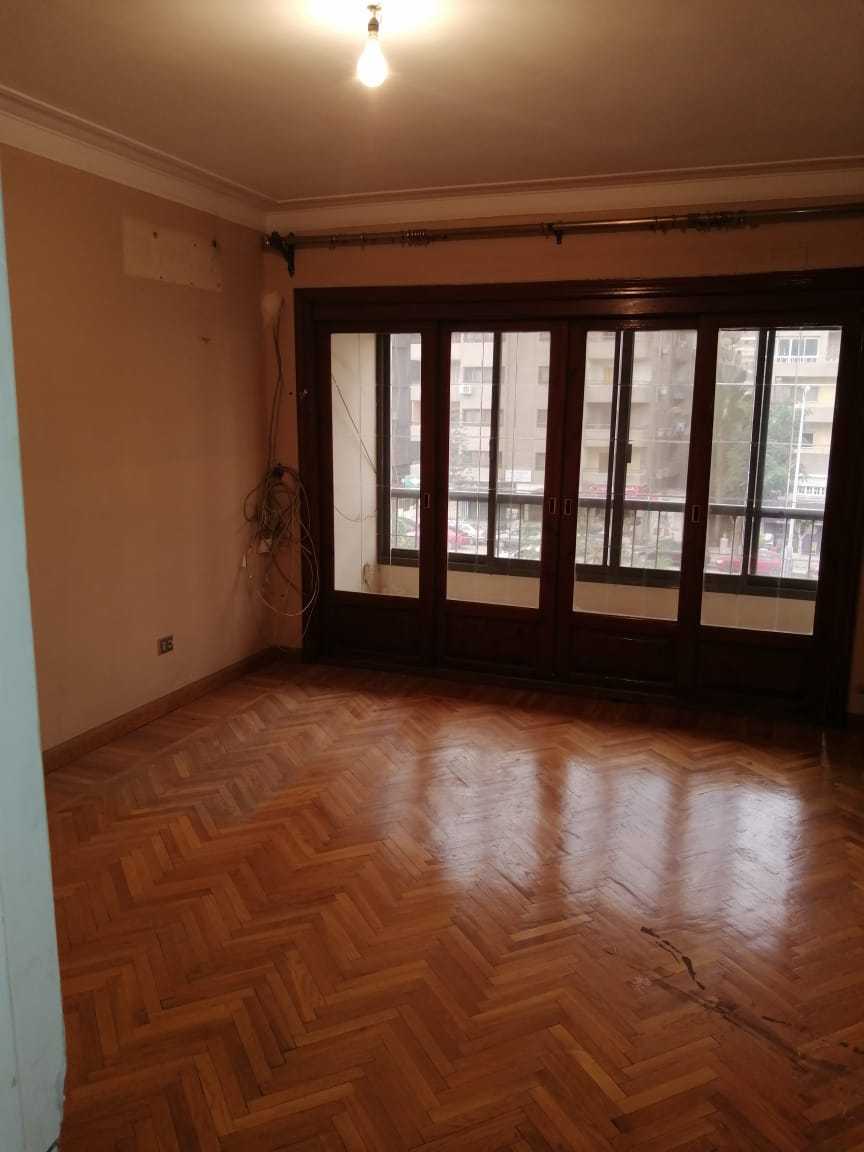  بيع عقارات ومبانى