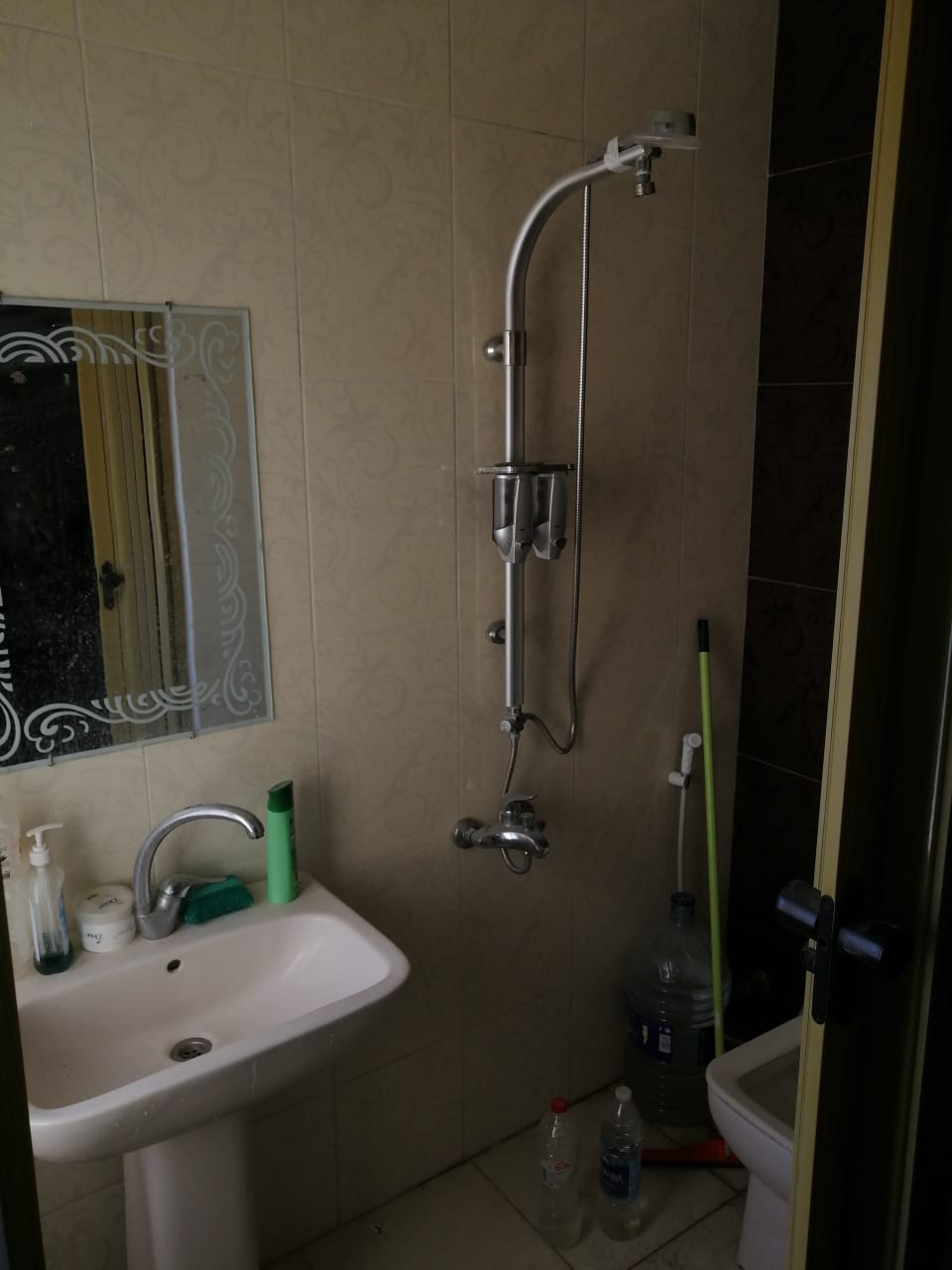  بيع عقارات ومبانى