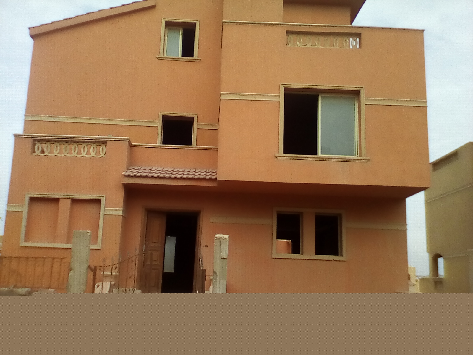 بيع عقارات ومبانى