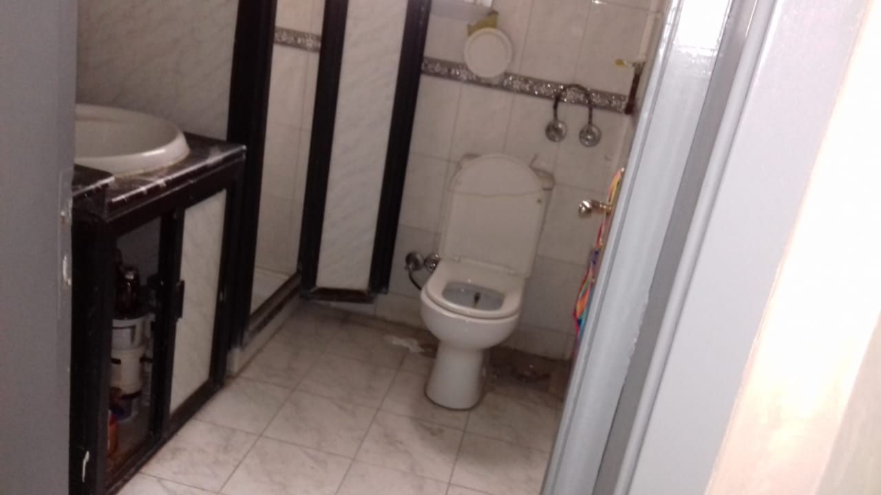  بيع عقارات ومبانى