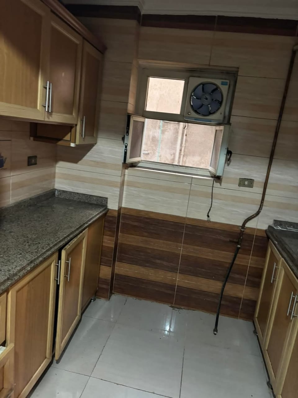  بيع عقارات ومبانى