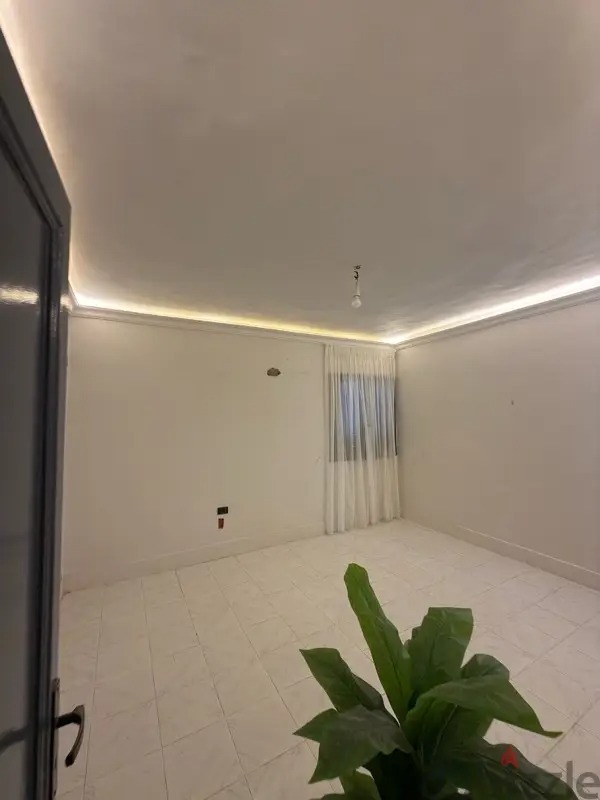  بيع عقارات ومبانى