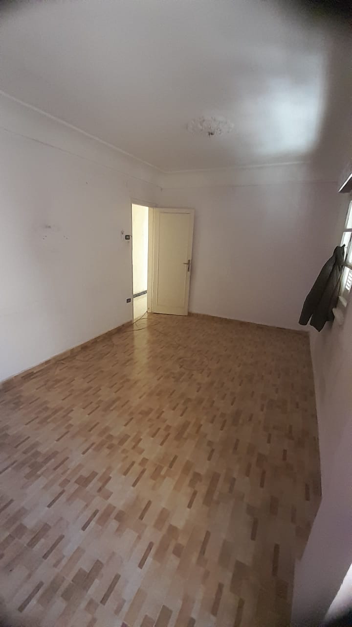  بيع عقارات ومبانى