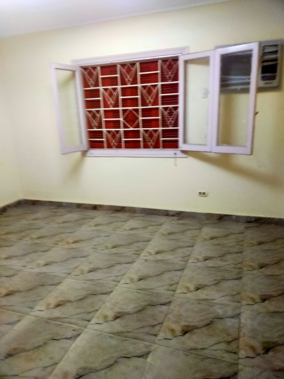  بيع عقارات ومبانى