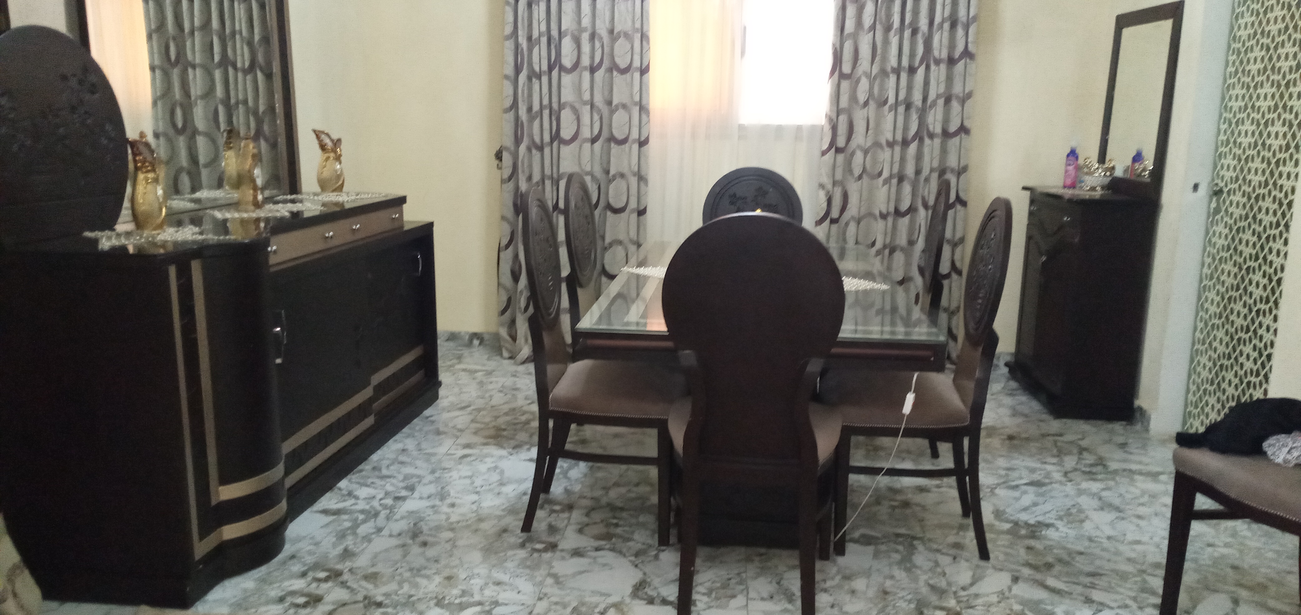  بيع عقارات ومبانى