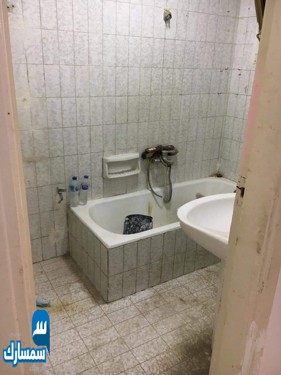  بيع عقارات ومبانى